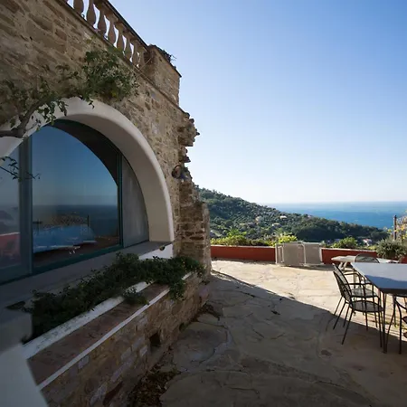 Apartment L Arco - Acrapa Mania